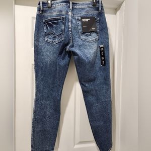 Silver jeans co. Boyfriend mid rise Jean